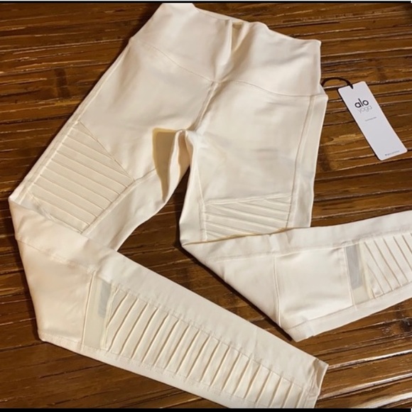 Alo yoga moto pant - Picture 3 of 4